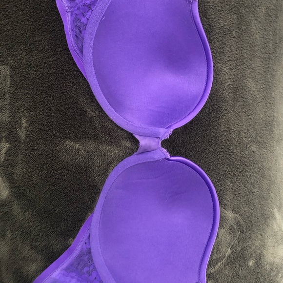 Victorias Secret Bra 34C - Picture 3 of 3